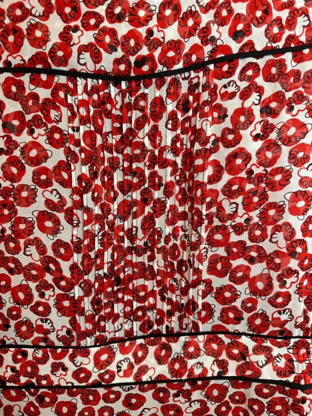 Odille Red Floral Cap Sleeve Blouse with Black Trim, size 4, 100% Silk pre loved - Picture 6 of 10